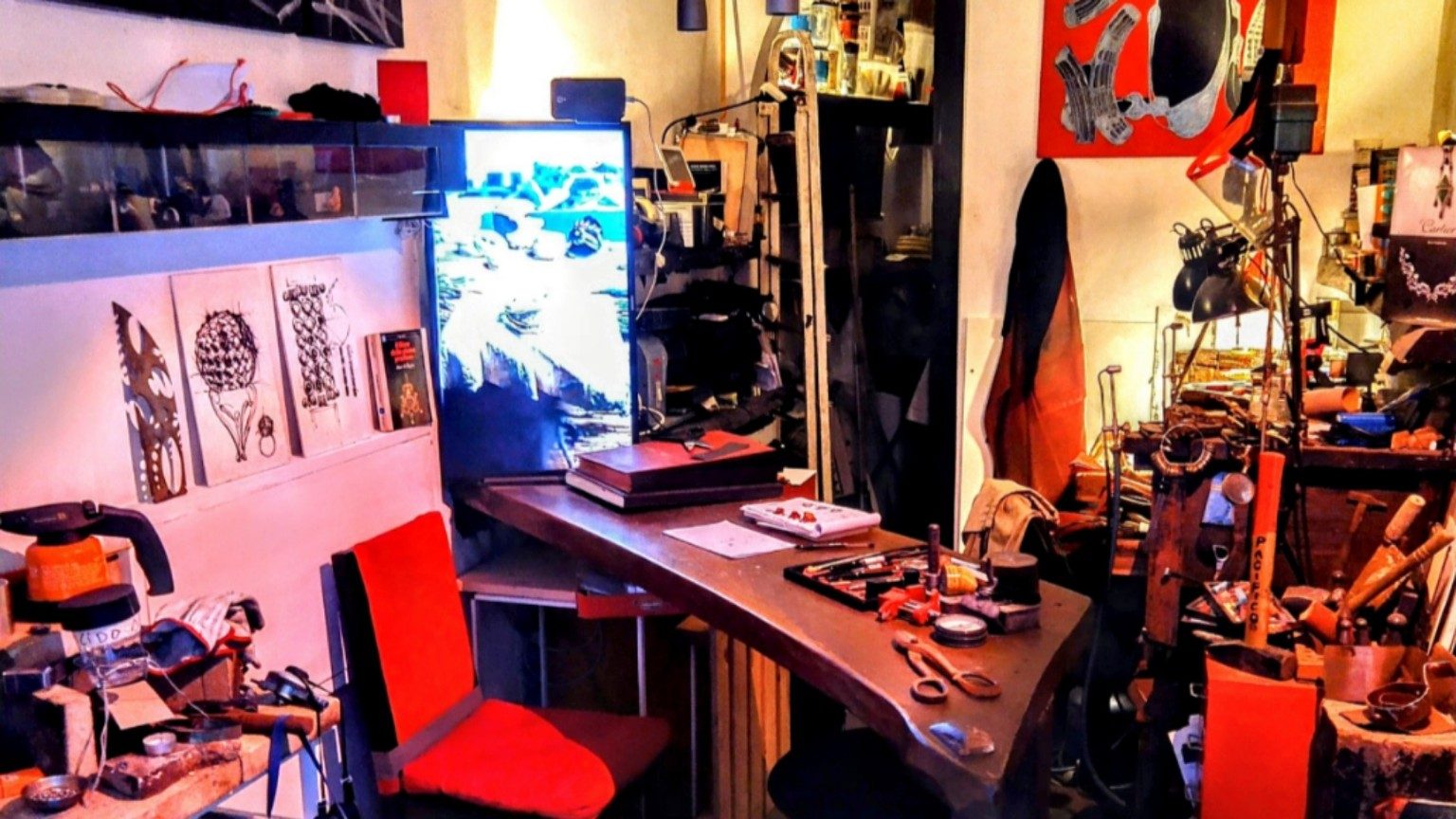Interno della Bottega Marco Aurelio